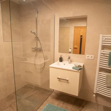 Apartment Jenewein By Interhome