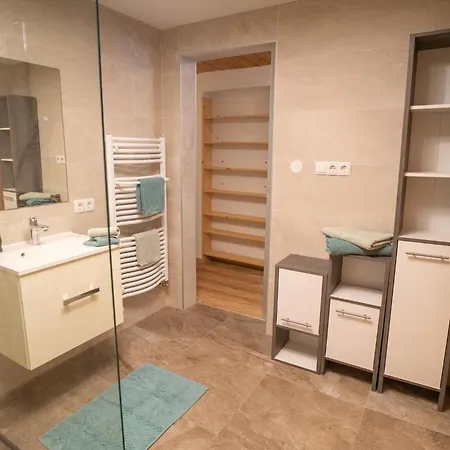 Appartement Jenewein By Interhome
