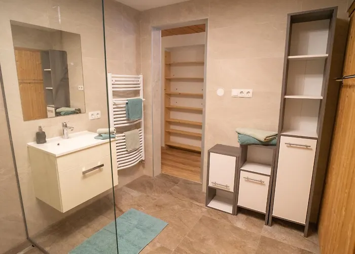 Apartment Jenewein By Interhome